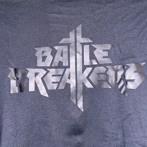 NWOT Battle Breakers Gaming Tee